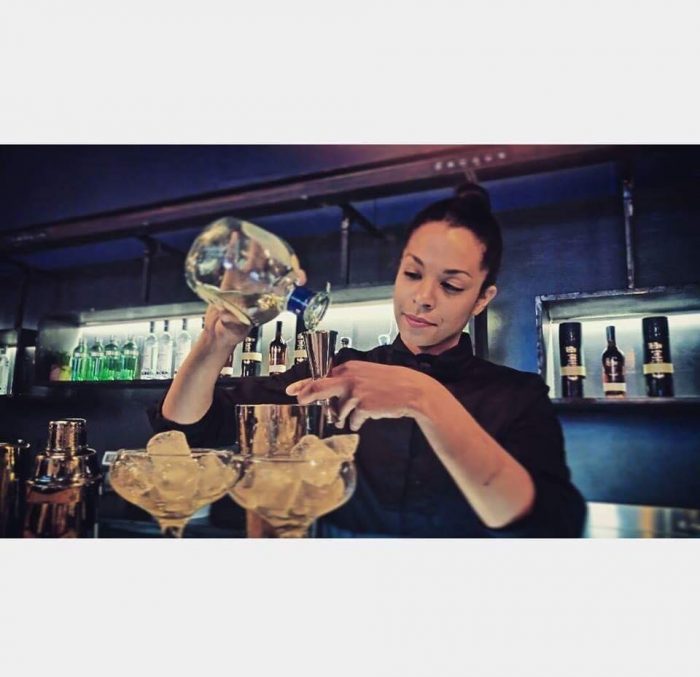 lavoro barmaid barlady